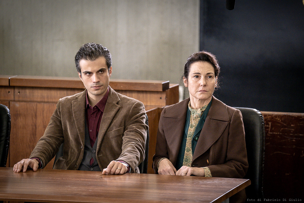 "Il caso Claps" regia Marco Pontecorvo, Gianmarco Saurino, Rosa Diletta Rossi, Anna Ferruzzo, Giacomo Giorgio, Ludovica Ciaschetti, Vincenzo Ferrera, Giulio Della Monica, Francesco Acquaroli, Francesca Ventriglia, Marta Giovannozzi, Claudio Corinaldesi, Beniamino Marcone, Fulvio Pepe, Bianca Nappi, Giusy Frallonardo, Vincent Riotta, Nila Prisco, Katie McGovern, Francesca Antonelli, Carlo De Ruggeri