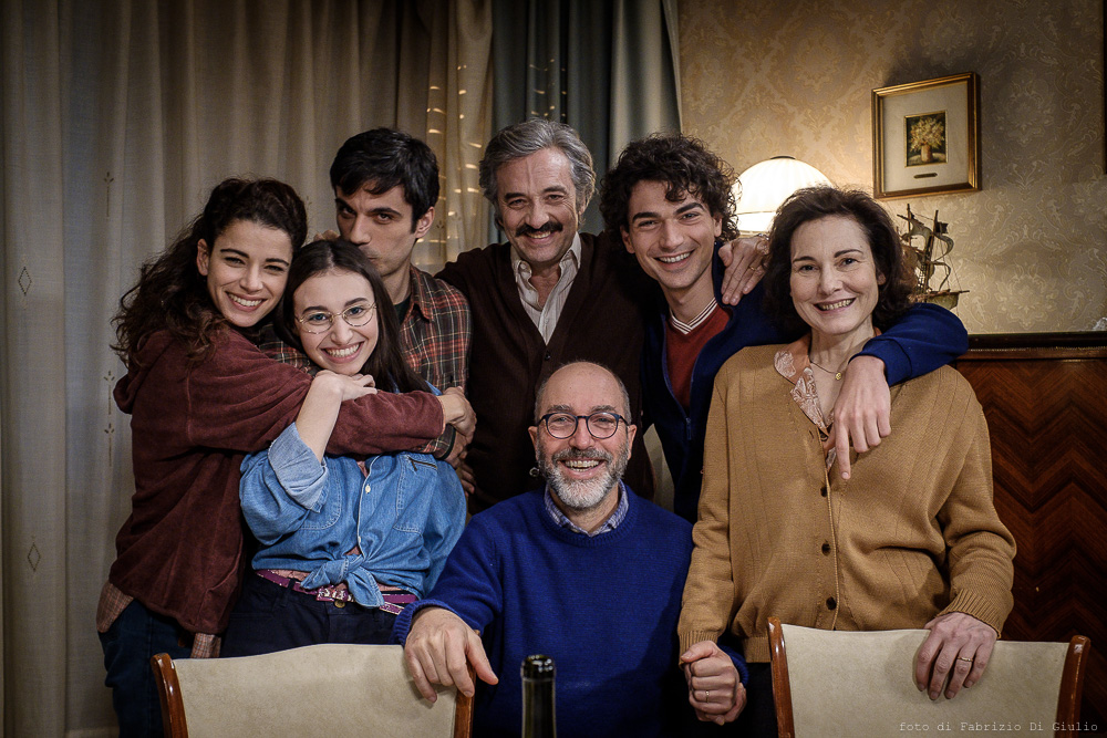 "Il caso Claps" regia Marco Pontecorvo, Gianmarco Saurino, Rosa Diletta Rossi, Anna Ferruzzo, Giacomo Giorgio, Ludovica Ciaschetti, Vincenzo Ferrera, Giulio Della Monica, Francesco Acquaroli, Francesca Ventriglia, Marta Giovannozzi, Claudio Corinaldesi, Beniamino Marcone, Fulvio Pepe, Bianca Nappi, Giusy Frallonardo, Vincent Riotta, Nila Prisco, Katie McGovern, Francesca Antonelli, Carlo De Ruggeri