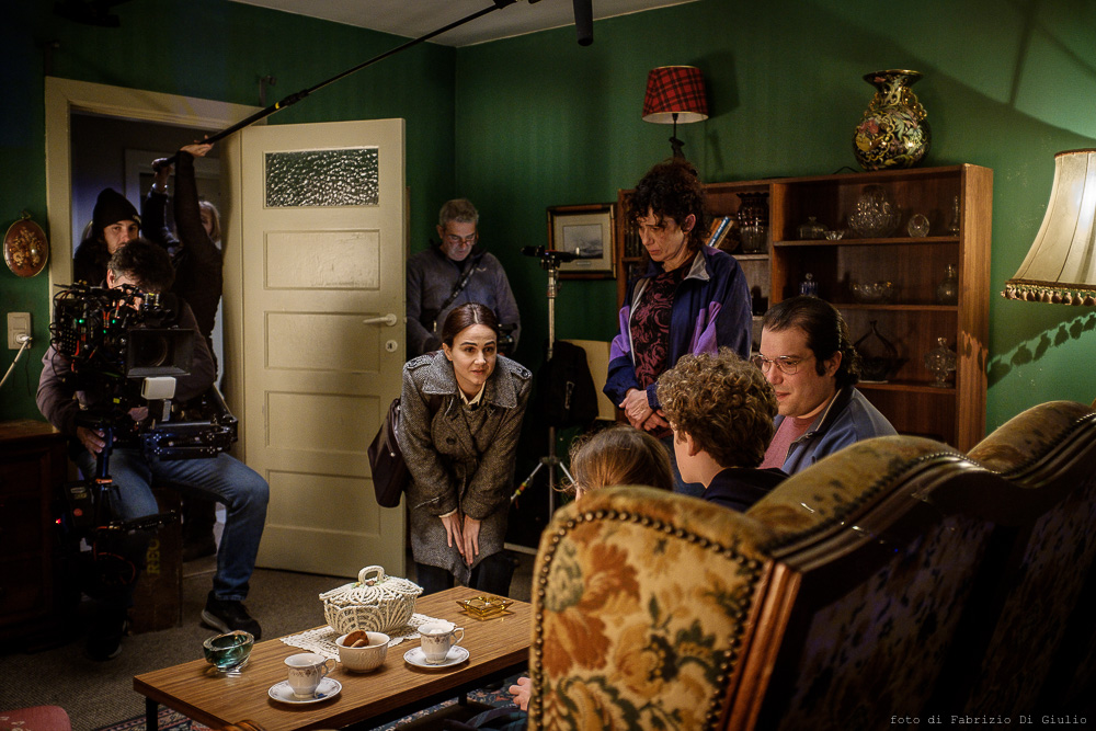 "Il caso Claps" regia Marco Pontecorvo, Gianmarco Saurino, Rosa Diletta Rossi, Anna Ferruzzo, Giacomo Giorgio, Ludovica Ciaschetti, Vincenzo Ferrera, Giulio Della Monica, Francesco Acquaroli, Francesca Ventriglia, Marta Giovannozzi, Claudio Corinaldesi, Beniamino Marcone, Fulvio Pepe, Bianca Nappi, Giusy Frallonardo, Vincent Riotta, Nila Prisco, Katie McGovern, Francesca Antonelli, Carlo De Ruggeri